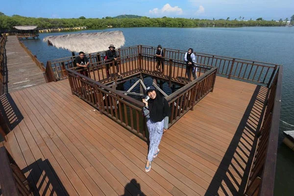 gili meno lake